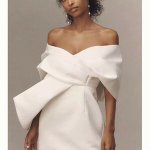 Elliatt Strapless Off-Shoulder Ivory Sculpted Dress